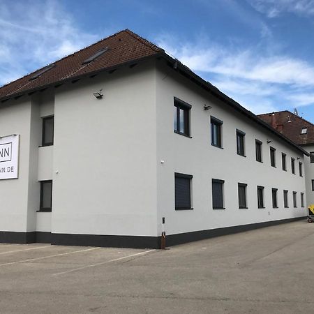 Site.Inn Wien Himberg Exterior photo